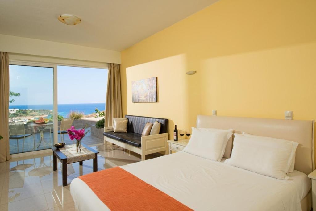 Sunday Life Apart otel Agia Pelagia Oda fotoğraf